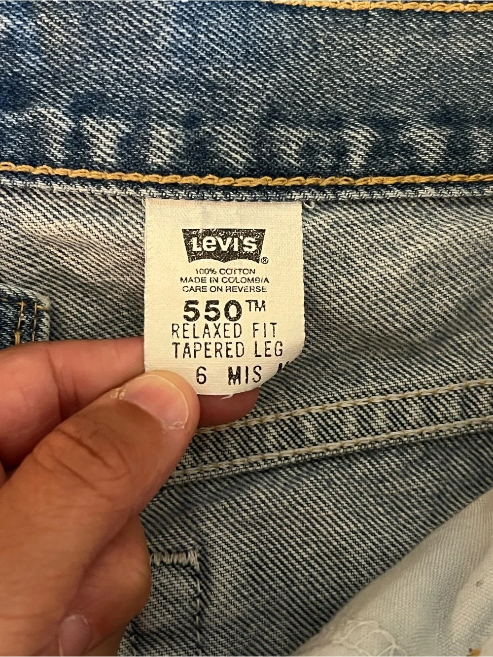 Vintage Levi's Women's Light Blue Relaxed Fit Denim Jeans